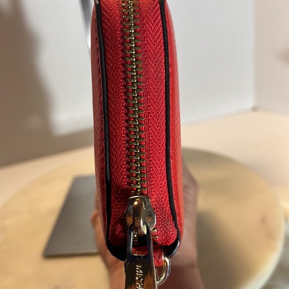 Michael Kors Continental Zip Around Wallet - Picture 3 of 8